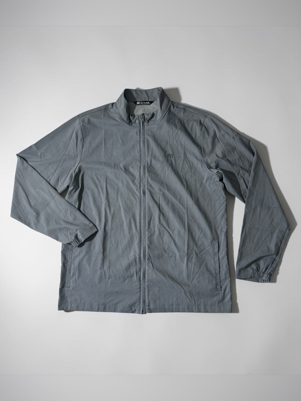 Travis Mathew mens XL gray solid full zip lightweight performance golf jacket